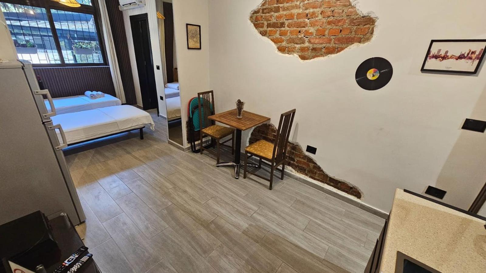 Unionbnb Apartments Тирана Екстериор снимка